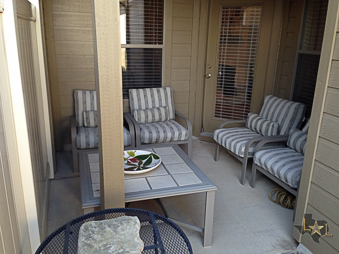 avery-ranch-townhomes-the-greens-luxury-condos-for-sale-covered-porch