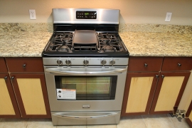 lone-star-luxury-homes-gas-oven-stove-top