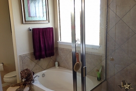 avery-ranch-townhomes-the-greens-luxury-condos-for-sale-bathroom